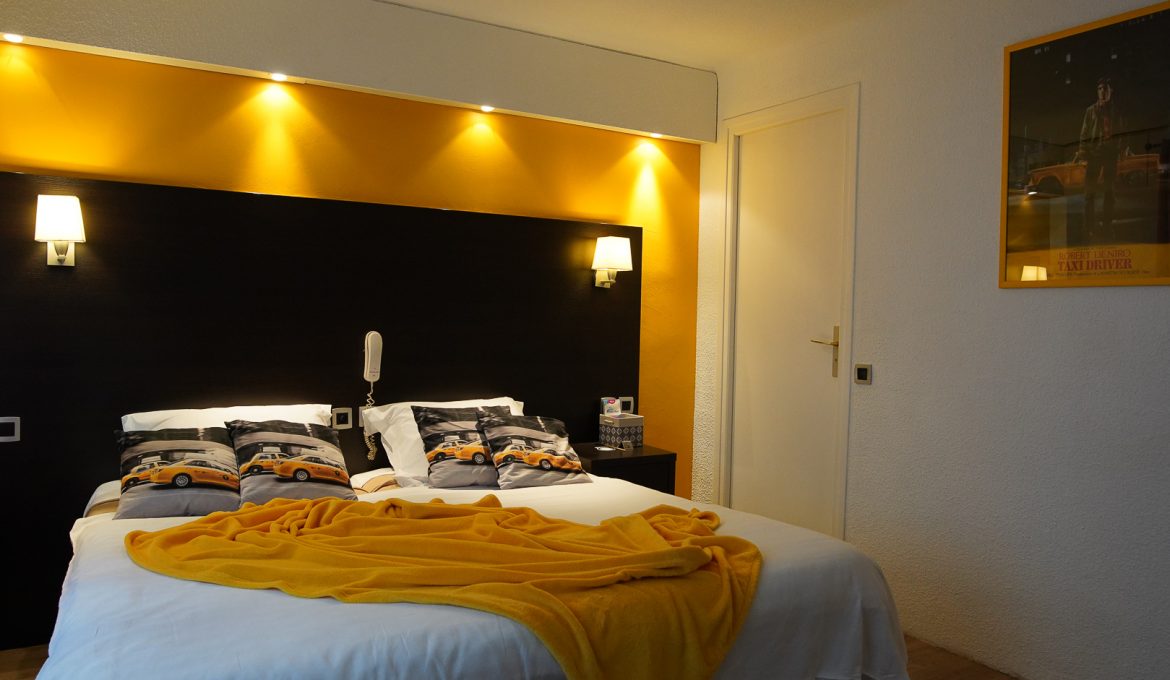 Magnifique chambre d'hôtel situé en centre ville de Cannes